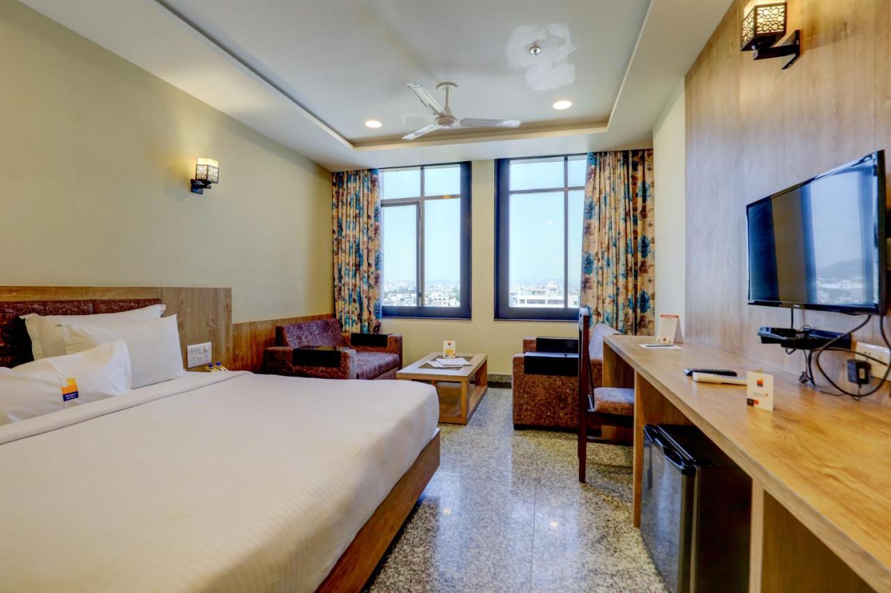 Hotel Shree Nanda อุเดเปอร์ ภายนอก รูปภาพ