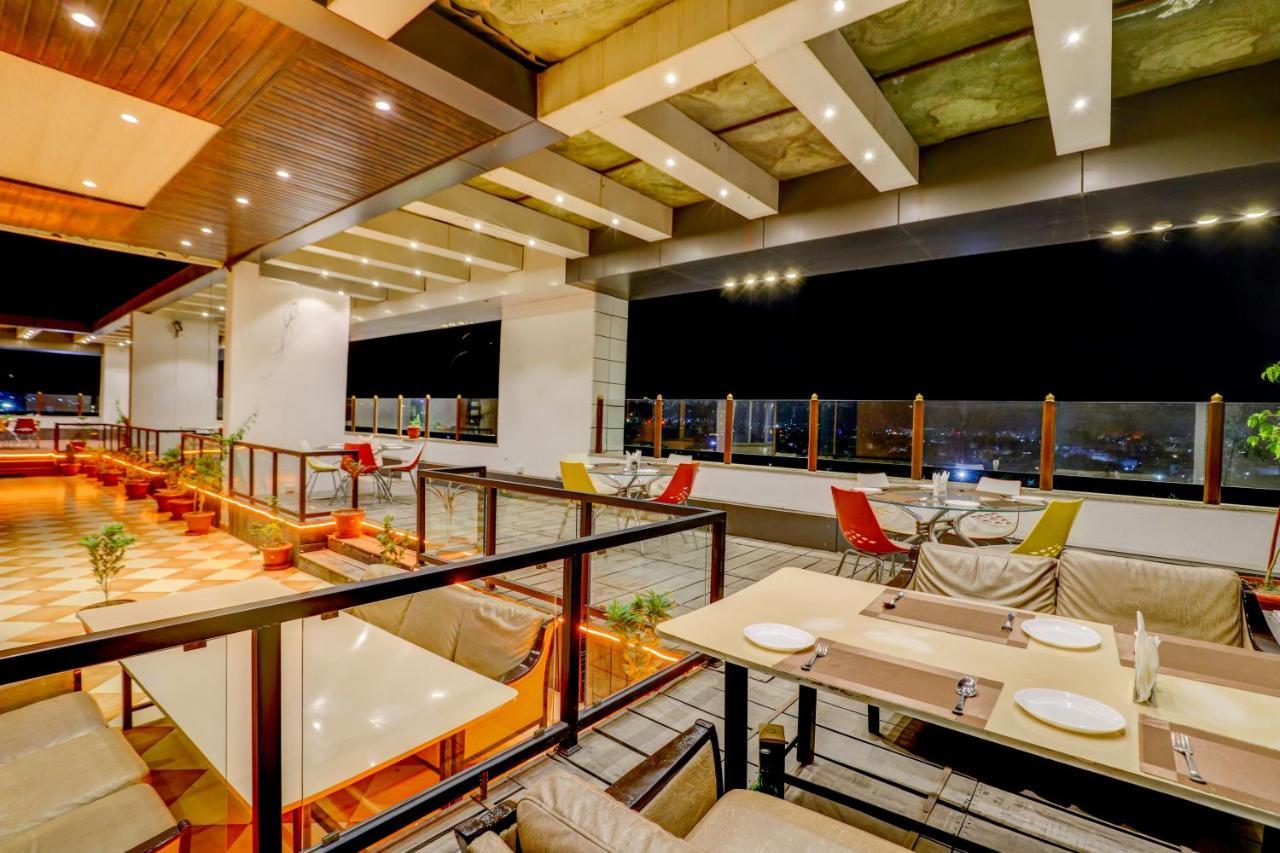 Hotel Shree Nanda อุเดเปอร์ ภายนอก รูปภาพ